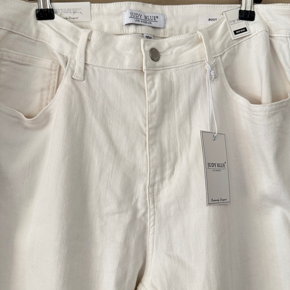 NWT Judy Blue Mid Rise Bootcut White Denim Size 20W - Picture 6 of 14